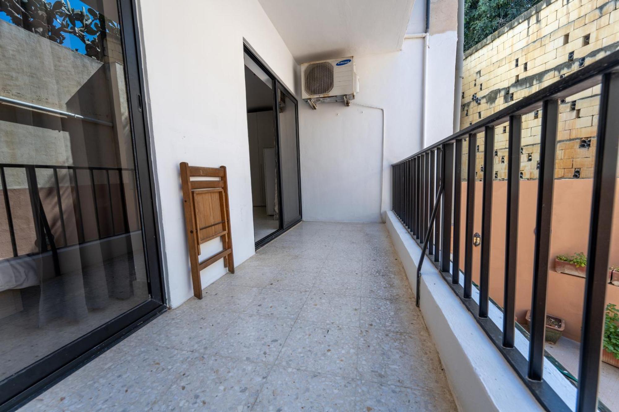Spacious 3 Bedroom Apartment In The Heart Of St Julians Saint Julian's Екстер'єр фото